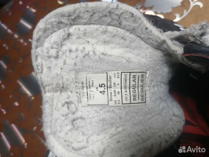 Коньки хоккейные