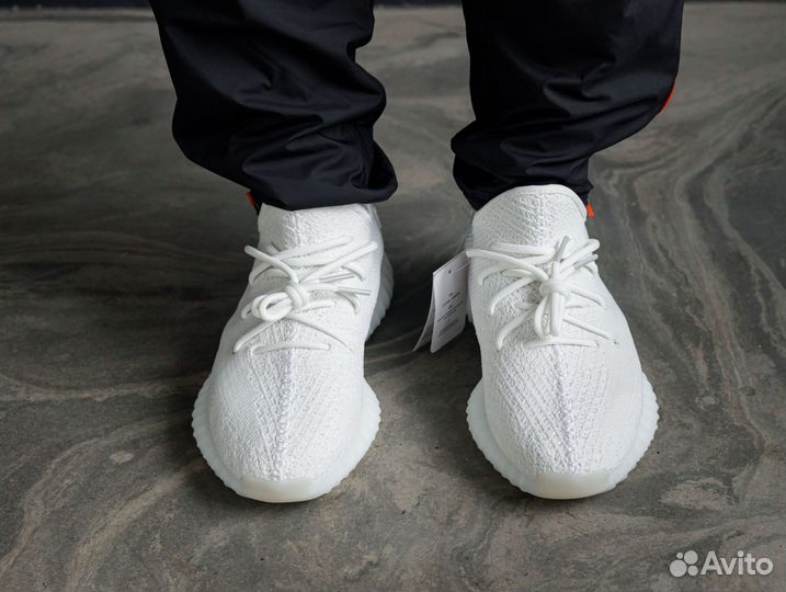 Кроссовки Adidas Yeezy 350 V2 Triple White оригина