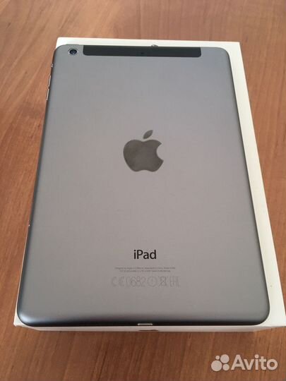 iPad mini Space Gray 32Gb; iPhone 5s