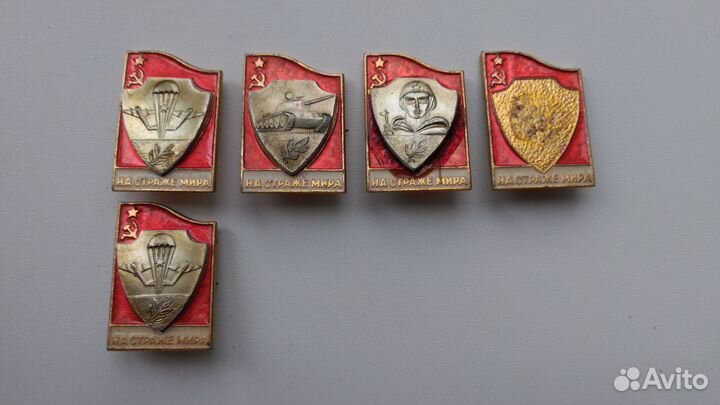 Наборы значков