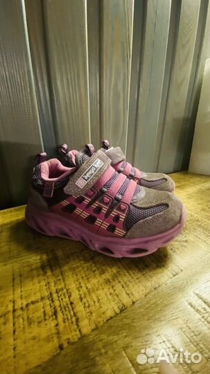 Кроссовки для девочки 26 размер
