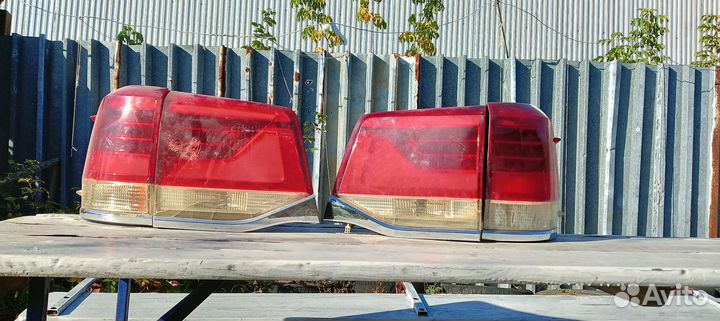 Стопари land cruiser 200 рестайлинг от 2015 года