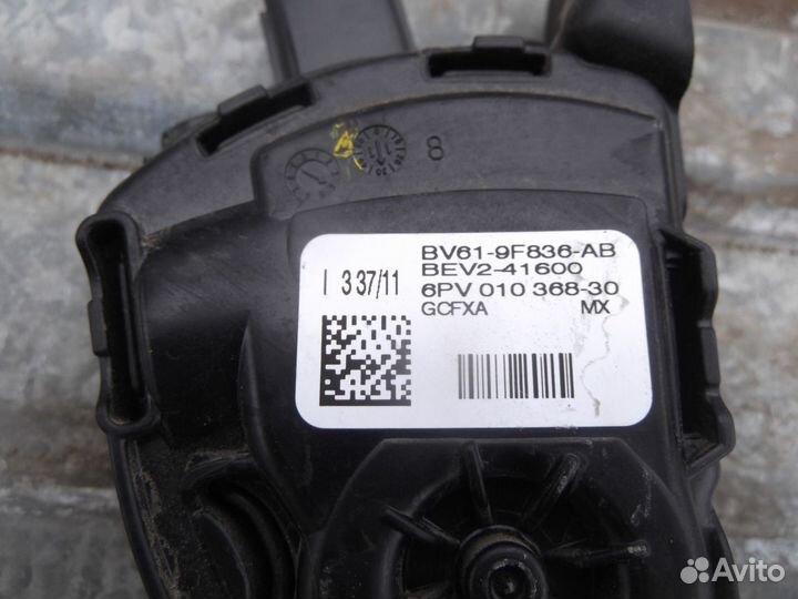 Педаль акселератора Ford Focus 3 2011