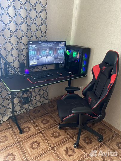 Игровой комплект геймера, уголок стримера