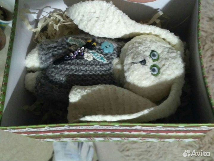 Зайчик милашка ручная работа в коробке