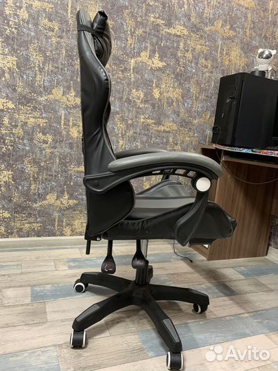 Компьютерный стул