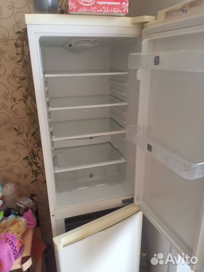 Холодильник