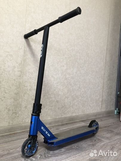 Трюковой самокат Tech Team Grab