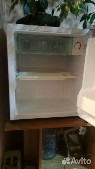 Холодильник маленький