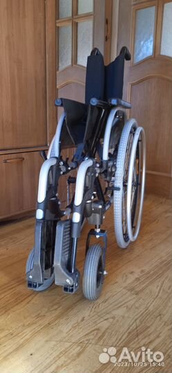 Коляска инвалидная