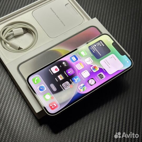 iPhone 14, 256 ГБ