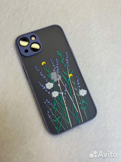 Чехол на iPhone с защитой камеры