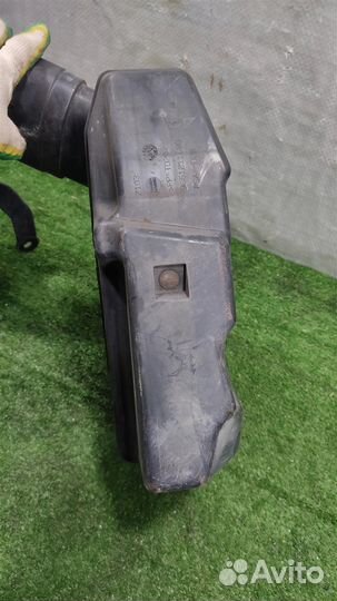 Резонатор воздушного фильтра Citroen C4 Grand Pic