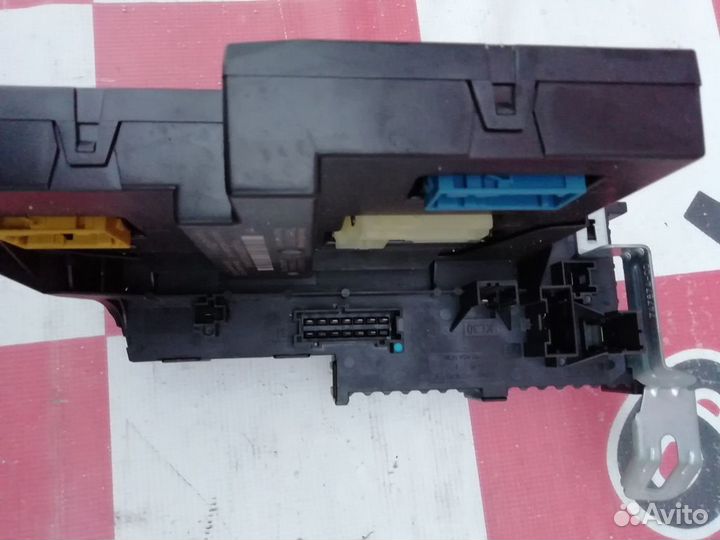 Блок предохранителей SAM Мерседес 2045458201