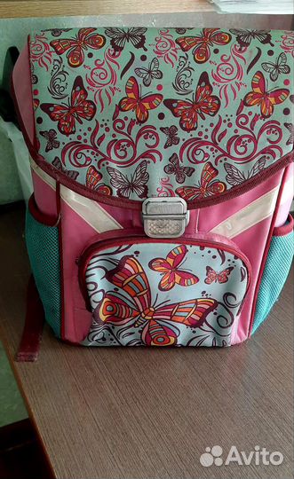 Рюкзак, портфель,ранец школьный