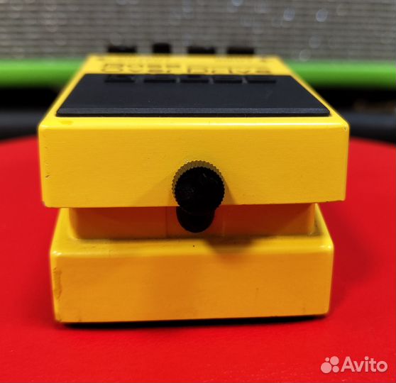 Педаль-овердрайв для бас-гитары Boss ODB-3