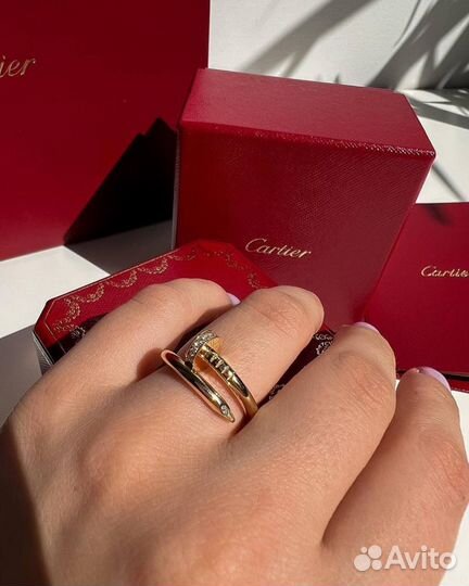 Кольцо Cartier Juste Un Clou Classic в наличии