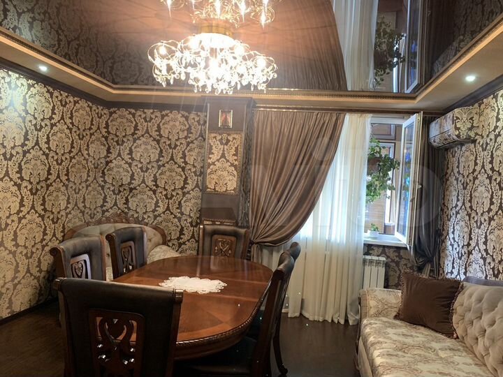 3-к. квартира, 83 м², 8/10 эт.