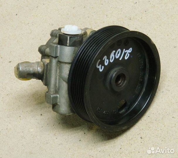 Насос гур Mercedes E W211 № 91222 (дефект)