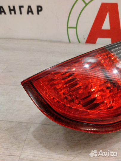 Фонарь в крыло задний правый Ford Focus универсал