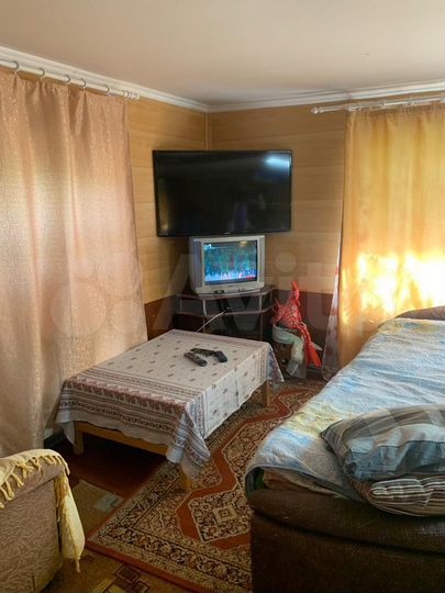 Дом 27,4 м² на участке 10 сот.