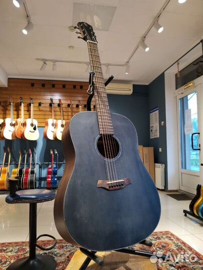 Акустическая гитара с широким грифом Baton Rouge