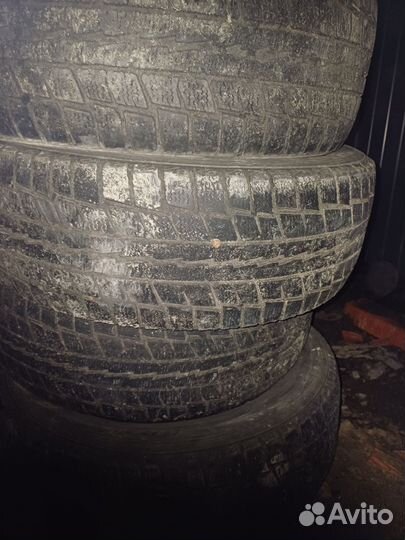 Dunlop SP 10 215/60 R16