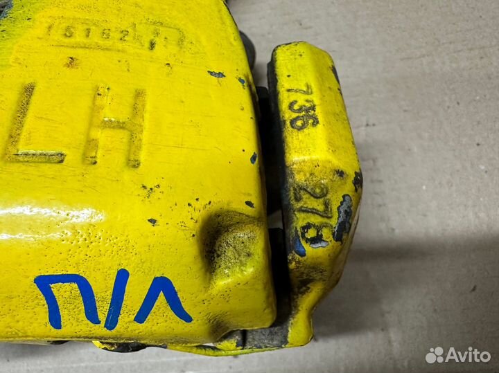 Суппорт передний левый Ford Focus 2