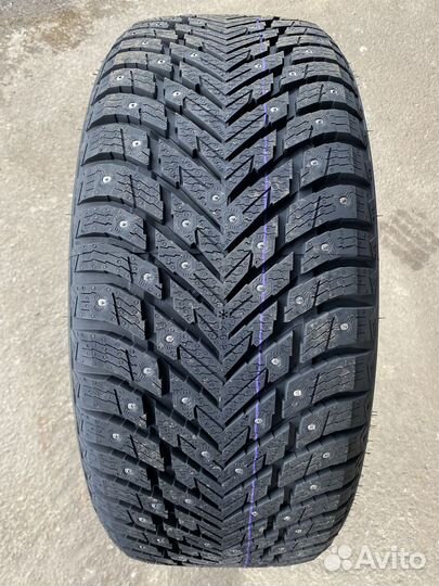 Nokian Tyres Hakkapeliitta 10p SUV 275/45 R21 110T