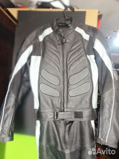 Мотокомбинезон кожаный