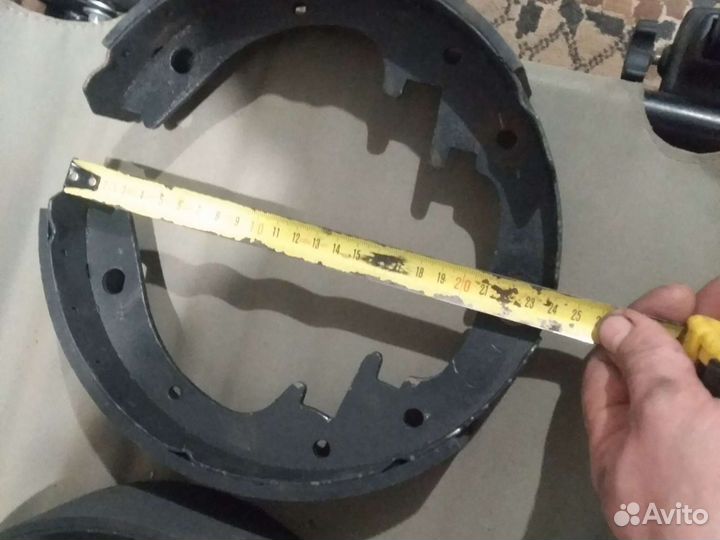 Колодки задние тормозные jeep Cherokee, Wrangler