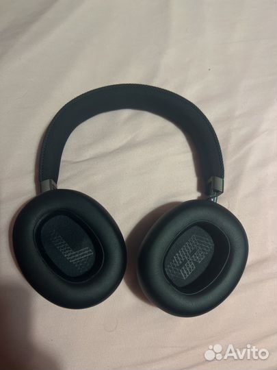 Беспроводные наушники jbl live 650btnc
