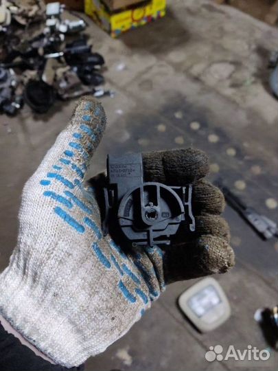 Контактная группа замка зажигания Opel Combo