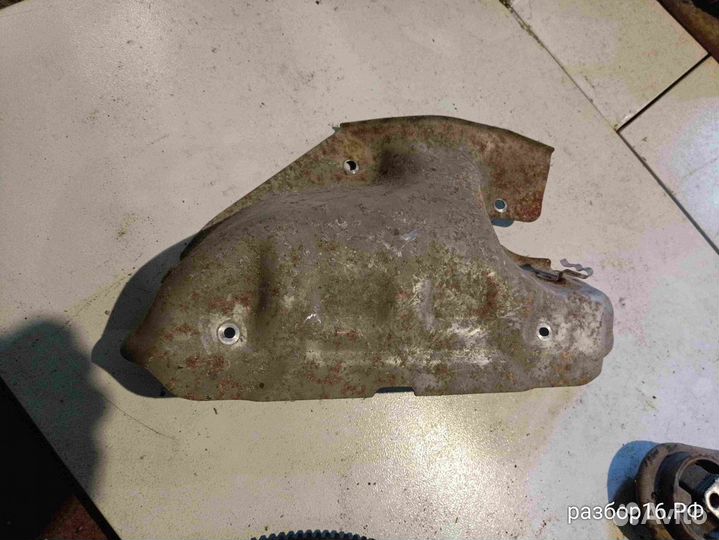 Экран тепловой Nissan Tiida I (2004–2012)