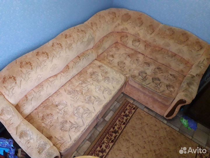 Диван и кресло