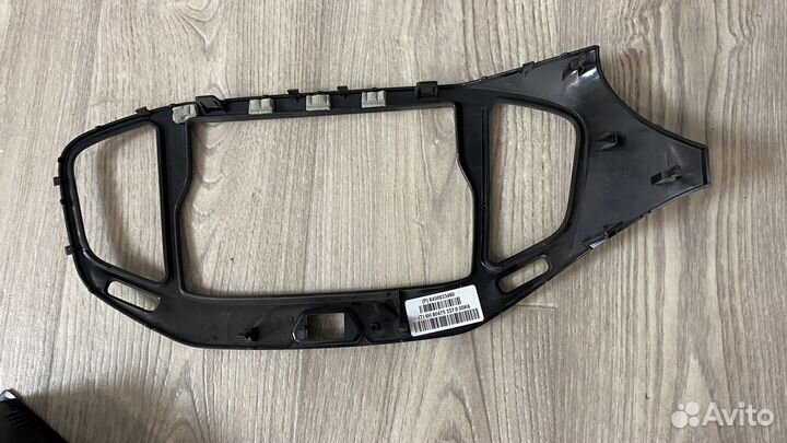 Рамка для магнитолы LADA vesta