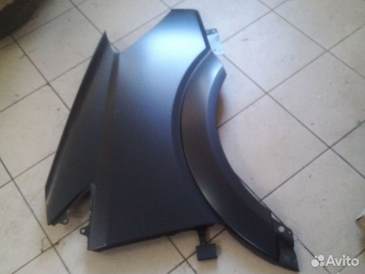 Крыло переднее правое sprinter 906 кузов