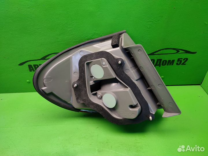 Фонарь задний правый Nissan Cefiro Maxima A33