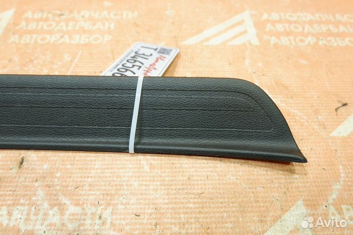 Накладка порога (внутренняя) Kia Ceed CD (2018)