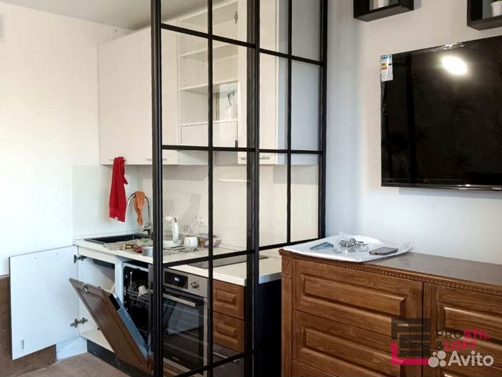 Стеклянная перегородка лофт