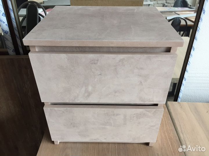 Тумба прикроватная