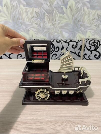 Музыкальная шкатулка Корабль