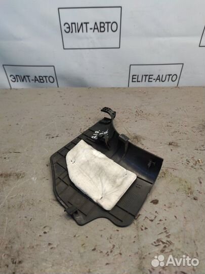 Накладка порога передняя правая Kia Rio 3 1.4 2016