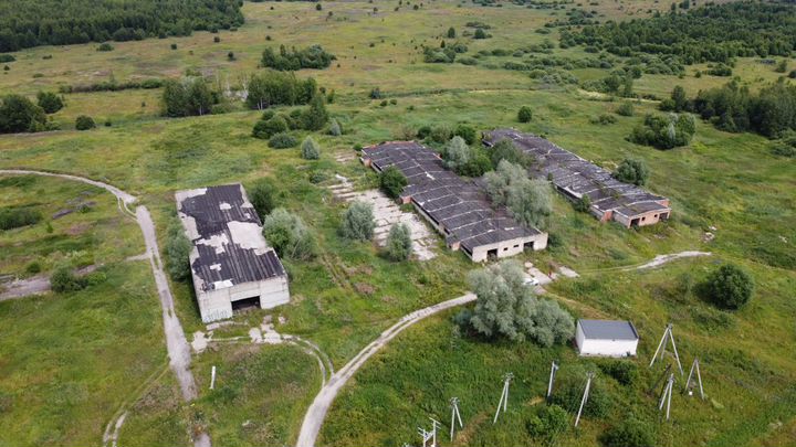 Здание, 4988.9 м²
