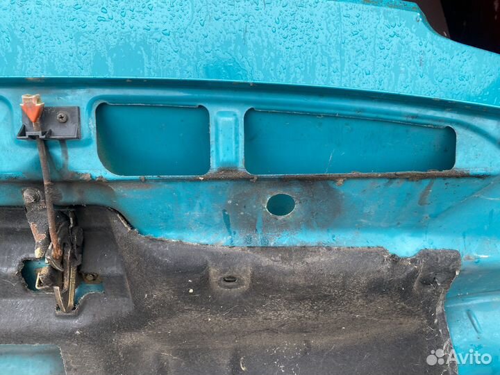Капот Volkswagen Transporter t4