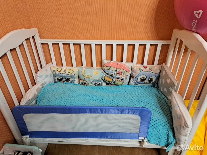 Детская кровать от 0 до 3 лет б/у + матрас