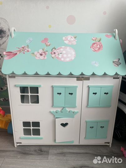 Кукольный домик с мебелью большой