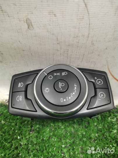 Блок управления светом Ford Focus 3 хетчбек 1.6