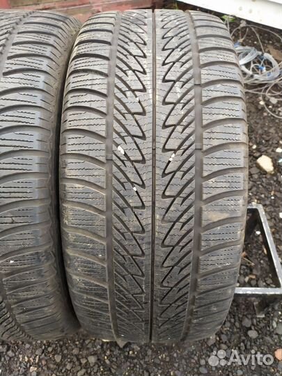 Goodyear UltraGrip 8 Performance 285/45 R20 113VR