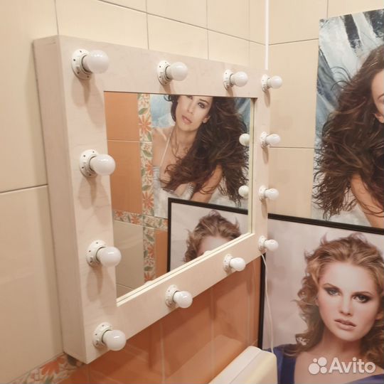 Гримерное зеркало с лампочками бу